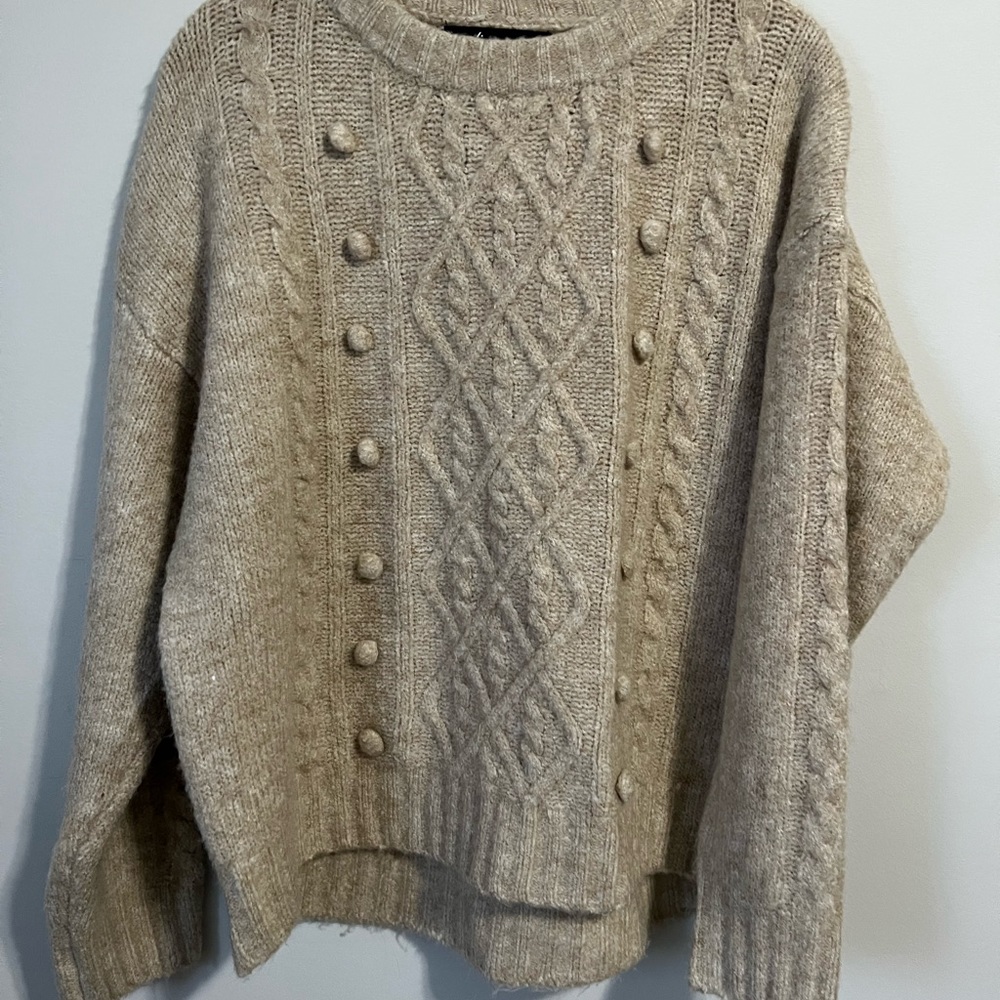 Cozy oatmeal sweater - Picture 1 of 2